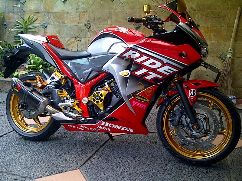 đồ chơi xe cbr150r